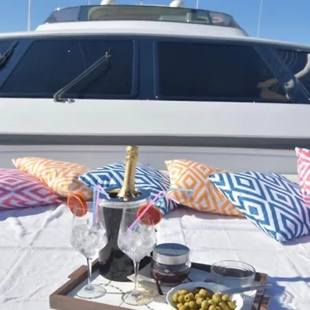 Luxury Boat * Cetara