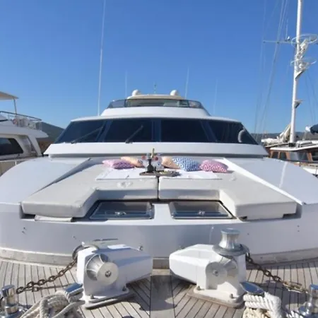 Botel Luxury Boat