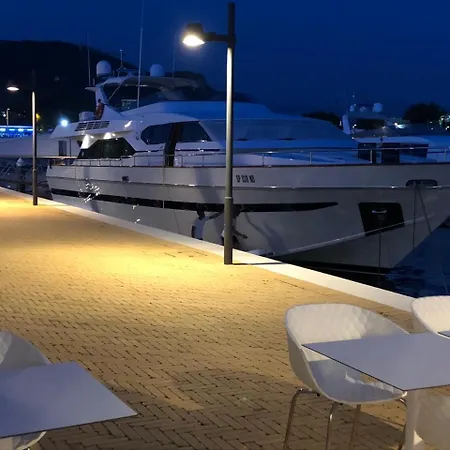 Luxury Boat * Cetara